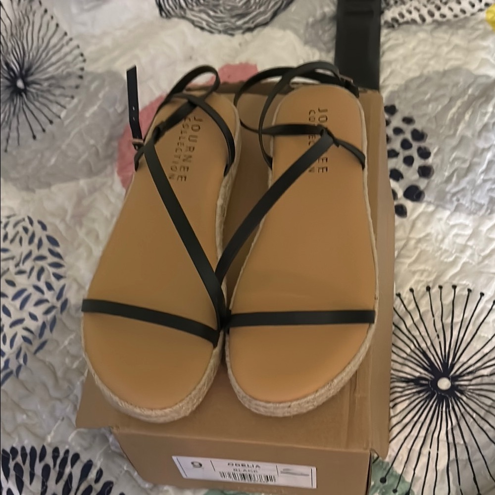 Journee Collection Black Minimalist Sandals